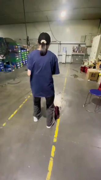 上班也要好好吃饭#大鹏小静 #企鹅人 #送饭