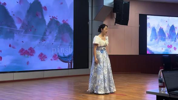 #音乐教师基本功大赛 你一句我一句,歌声里全是对职称的渴望。