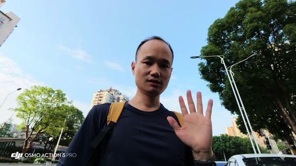 闯进重庆小九寨!南川马尿水徒步太绝啦
家人们,又发现重庆周边徒步好去处!南川马尿水,这里有飞瀑、森林、湖泊,宛如闯进绿野仙踪!全程轻松好走,新手友好,快跟我来一场治愈的自然之约~
📍导航风吹岭隧道,停车后徒步前往瀑布底部,约半小时路程。一路都是茂密的森林,负氧离子爆棚,感觉心肺都被洗了个澡!
🎈瀑布底部水雾弥漫,近看超震撼,就像下大雨,穿件防晒衣还能防水,拍照绝美,妥妥的网红打卡点!
🧗♂️从瀑布底部穿过森林、跨过小溪,一路爬到山顶,虽然有点小累,但当看到连绵大山尽收眼底,一切都值了!山顶视野超棒,还能看到碧绿的湖泊,简直是人间仙境!
💡徒步小Tips:
穿舒适的运动鞋或登山鞋,防滑很重要!
带上防晒衣、帽子、墨镜,防晒不能忘!
准备充足的水和小零食,及时补充能量~
记得带走垃圾,无痕徒步,保护美丽自然!
快约上朋友,来南川马尿水徒步吸氧,感受大自然的治愈力量吧!💕
#南川马尿水 #重庆徒步 #自然之美 #周末去哪儿