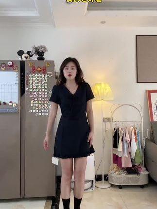 夏季新款法式气质系带花边短袖V领连衣裙小个子收腰显瘦百搭裙子#夏季穿搭 #辣妹穿搭 #今日穿搭 #连衣裙分享 #夏天穿搭
