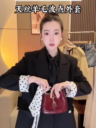 DALIPLUS天丝精仿羊毛撞色波点+可脱卸丝巾拼接西装-D5SS7005#高级感穿搭 #优雅气质 #通勤搭配 #说好的随便穿穿去看秀 #谁能拒绝舒华cleanfit风