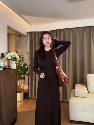 黑色圆领长袖打底女连衣裙早秋气质收腰显瘦长款大摆连衣裙 #穿出高级感 #显瘦穿搭 #连衣裙 #品质女装 #精致优雅