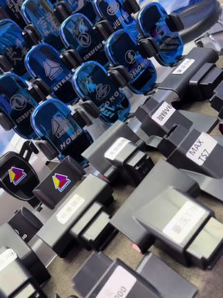 货车专用手机架 金属球头,结实不断#货车专用手机架 #车载防抖手机架