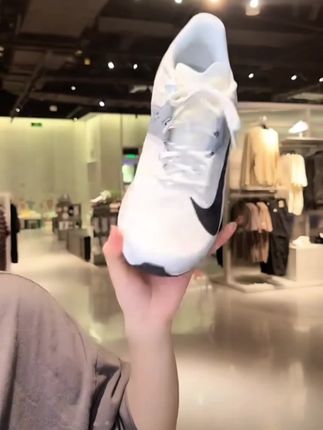 【滔搏联动】NIKE 耐克男款RIVAL FLY 4 透气男子跑步鞋FV6040-102#耐克男鞋 #耐克正品 #跑鞋 #透气#缓震