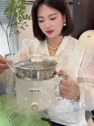 304辅食锅 加蒸笼 电蒸煮锅无涂层电煮锅宝宝煮面小锅多用蒸锅#电蒸煮锅 #电蒸煮锅推荐 #电蒸煮锅多功能蒸煮一体 #电蒸煮锅 @DOU+小助手 @DOU+好生意