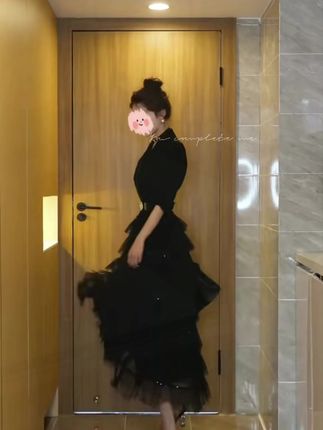 #张予曦毕雯珺真拍了红裙抱 #深情眼 #张予曦 #毕雯珺