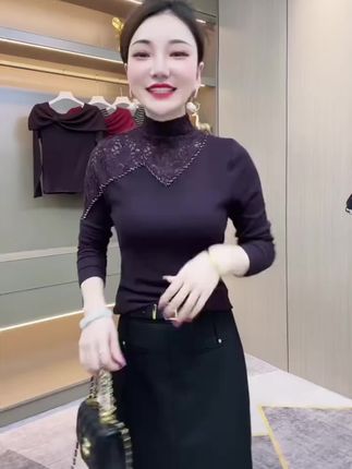 #女人味 #秋冬新品 #蕾丝打底衫 #洋气小衫 #显瘦穿搭