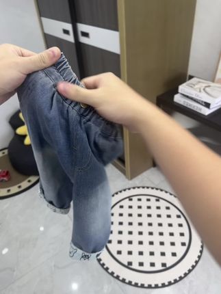 #高品质童装 #母婴好物 #潮童穿搭 #百搭裤子 #儿童穿搭分享