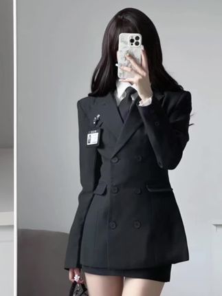 张元英同款西装套装!! 摆脱路人感穿搭空✨#创作灵感 #甜妹统治世界🎀 #黑色系穿搭 #收腰西装 #张元英