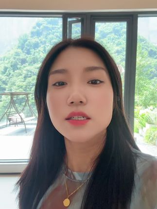 姐们们给你们说一个一天不脱妆的小秘诀