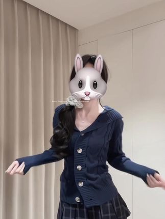 #张予曦毕雯珺真拍了红裙抱 #深情眼 #张予曦 #毕雯珺