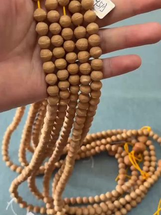 戴上这串凤眼菩提,烦恼都远离! 想戴有质感、不俗气的项链?这款高密度高油脂佛珠帮你搞定!#文玩爱好者#文玩#文玩手串#手串#凤眼菩提