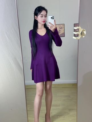 紫色真的超级显白#今日穿搭 #紫色 #裙子控
