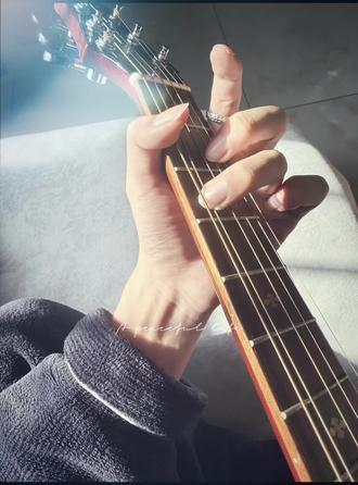你是我无名指按住的五弦三品#吉他