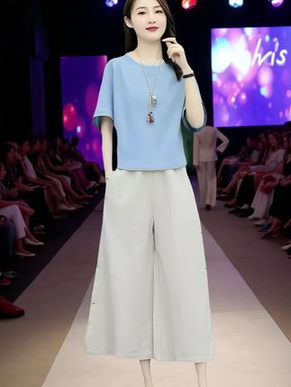 #时尚穿搭 @DOU+小助手