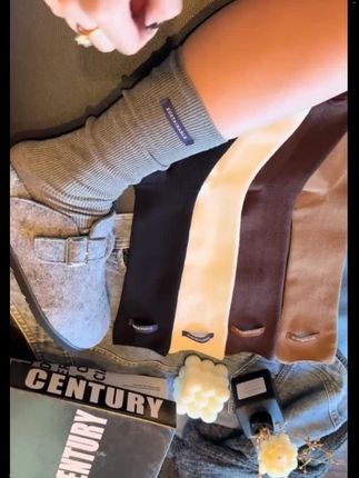 #生活服务热点中心 #袜子怎么搭配更好看 #面料超级舒服 #潮品穿搭