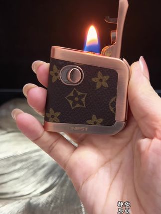 新款复古煤油打火机#创意打火机 #打火机 #打火机又火了 #经典怀旧 #新奇特创意