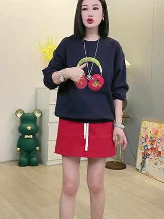#直播 #休闲减龄穿搭 #日常穿搭 #卫衣 #卫衣穿搭