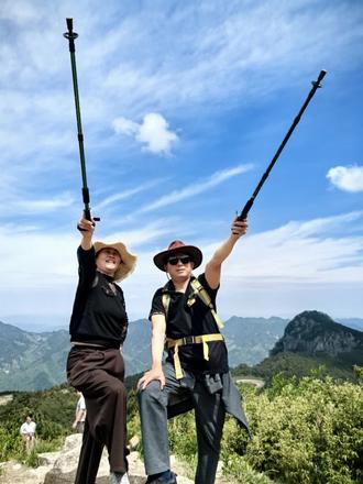 2022.10.3日自驾皖浙天路,时隔三年七个月(2026.5.7)再次自驾华浪线浙西天路进,浙西天路出(起点渔亭高速至清凉峰镇,剑门景区-浪广村-太子尘-华光大桥-石门潭-饭甑坚顶-笔架山-梅干岭-绩溪龙川景区-歙黟公路-回到起点渔亭共308公里)圆满环绕,开心💪💪