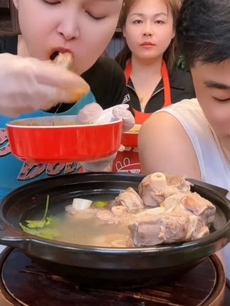 #羊小腿断骨连肉4斤 口感醇香,软烂脱骨,大口吃肉,小囗喝汤,每次都吃不够#快来一起尝个鲜 #太好吃了