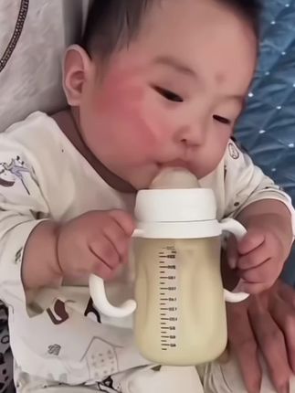 下班回来就这样了,一问婆婆就吵吵就是不说咋弄的#内容过于真实 #日常生活 #温馨一家人 #