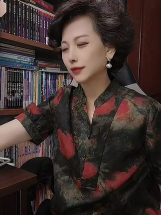 桑蚕丝香云纱连衣裙 新品上新,姐妹们马上开播随视频来直播间#东方韵味 #复古风格 #