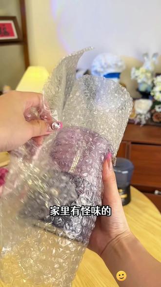 这个香氛颜值高就算了,味道还那么高级,放在家里像个装饰品一样#家用香氛 #蔬果园时空沙漏倒置香氛 #倒置香氛