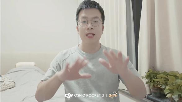 OPPO电子吧唧 强烈推荐大家体验下这次的小配件~电子吧唧,不仅可以作为潮流装饰品,还可以作为背屏拍摄利器,不仅延迟超低,而且支持大师模式、照片模式、人像模式以及视频!
#OPPO #OPPOFindX9Ultra #OPPOFindX9sPro #ColorOS16 #手机推荐
