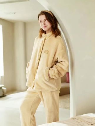 #面料柔软舒适 #抖音分享视频 #粉色套装运动服 #舒适家居服 #好物推荐达人