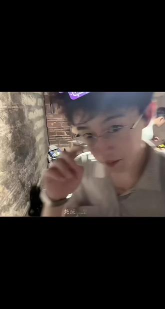 哈哈哈哈哈哈哈@何秋亊 #何秋亊 #非常打扰组合 @孟令辉 #陈小佳 #土豆🥔 #情侣日常