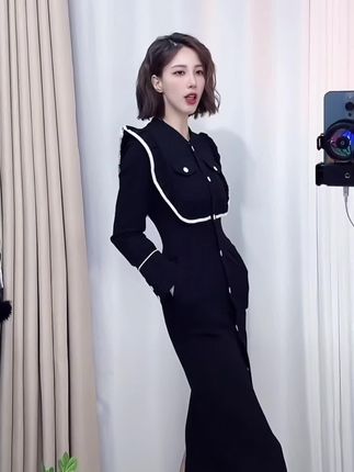 #黑色连衣裙 #收腰连衣裙 #新款连衣裙 #高级感穿搭