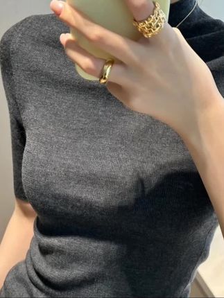 2025春秋新品亲肤半高领五分袖打底衫女紧身薄款针织中袖气质上衣#打底衫#中袖#气质上衣#无限回购的宝藏单品
