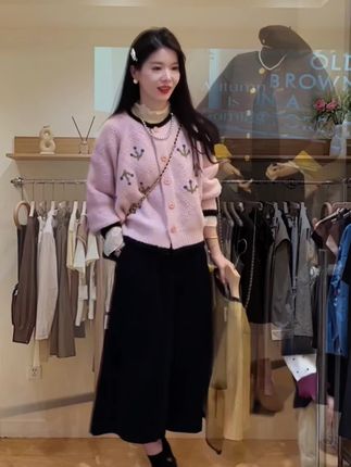 #显瘦穿搭 #简约穿搭 #每日穿搭更新 #今天穿什么