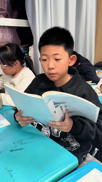 议论精彩极了和糟糕透了