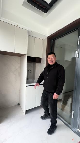 木工做的阳台柜子也是可以配一体盆的#阳台洗衣柜 #洗衣柜 #扬州装修 #全屋定制#抖音小助手dou上热门