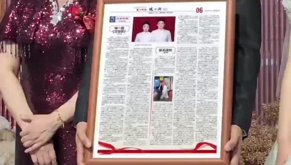 最珍贵的礼物🎁 5月18日晚,坡子街副刊文化中心团队受集团领导委托,专程来到兴化,赴一场“文学之家”喜宴,为坡子街核心作者沈俊夫妇同为坡子街作者的女婿葛鸿智、女儿沈舒羽,送上神秘新婚礼物,并与市内外文友一起送上最诚挚的祝福。
拍摄:张慧泉
剪辑:张慧泉
初审:仲金城
复审:陈大志
终审:苏元华