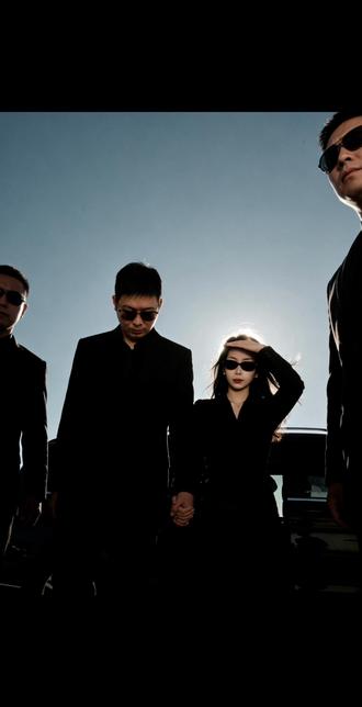 豆包把我老公爆改成刘宇宁 零预算站姐路透抓拍照片指令教程来啦#豆包ai #豆包p图 #站姐拍照 #刘宇宁