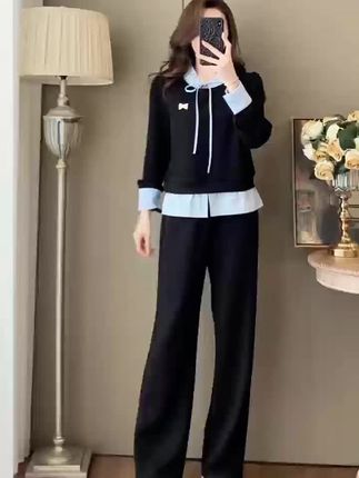 #减龄穿搭 #显高显瘦显腿长 #卫衣套装 #高级感穿搭 #时尚套装