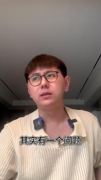 皮具翻新总掉色?试试这个融合剂! 皮具翻新怕掉色?这款交联剂能加速树脂颜料融合,提升涂层附着力,100ml小瓶装,让翻新后的皮具更耐水洗!#瑕疵修复 #家具修复 #汽车内饰修复 #皮具护理 #洗鞋修鞋