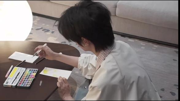 #郝熠然云旗 ❤️❤️❤️❤️❤️❤️ 我的家产永远不会让我担心,2月8晚上8点不见不散!(屏幕外的我疯狂点头)