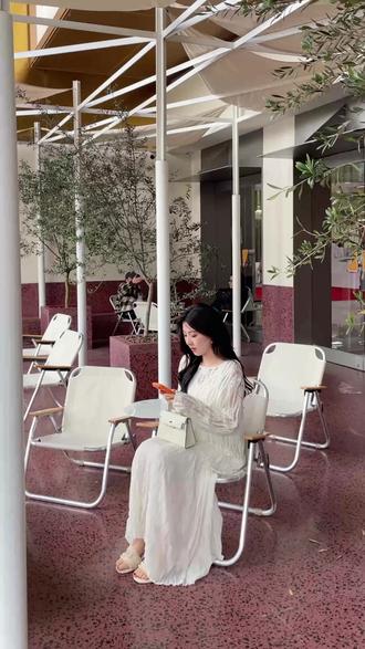 谁家的小幸福阿穿这么漂亮, 好温柔的一套阿,孕期就这么穿#孕妇装#孕妇#孕期#孕期穿搭#怀孕