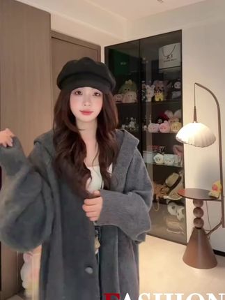 #张予曦毕雯珺真拍了红裙抱 #深情眼 #张予曦 #毕雯珺