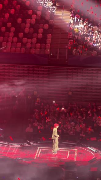 哈哈 ☺️谢谢小岳岳#岳云鹏演唱会 嘉宾 #李荣浩