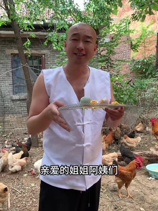 农村土鸡蛋 姐姐阿姨们好,咱家是正宗土鸡蛋,非常的好吃#我的乡村生活 #散养土鸡蛋 #生态散养土鸡 #农村土鸡