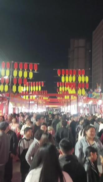 没事一起来玩吧#碧乐汇 #夜市里的烟火气