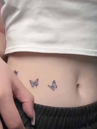 🦋已经迫不及待想和闺蜜一起贴这个纹身贴出街啦!#夏天该有的样子 #可爱纹身 #草本纹身贴 #防水防汗 #闺蜜同款