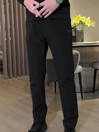 #好物推荐🔥 #显高显瘦显腿长 #百搭神裤 #强烈推荐