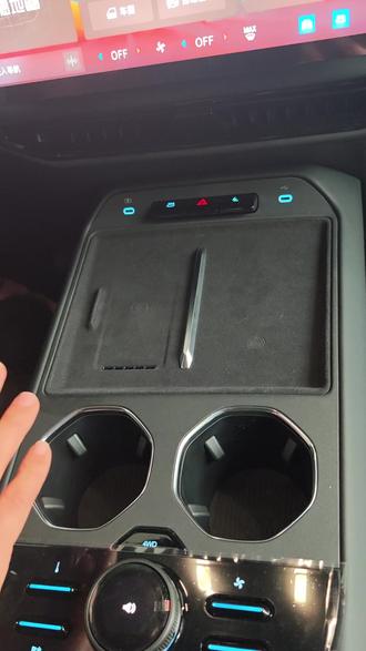 智趣烈马实体按键使用 #福特智趣烈马 #福特智趣烈马震撼上市 #全地形露营SUV #新能源方盒子 @福特汽车