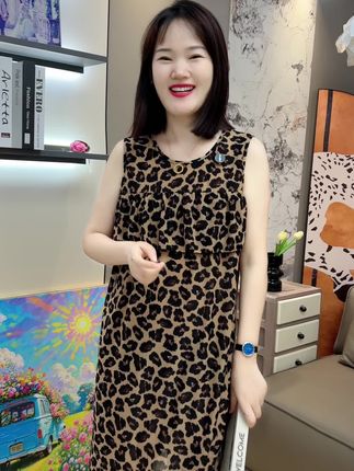 又时尚又显瘦的防凸点睡裙~穿着舒服又透气~ #睡裙家居服 #睡衣家居服 #睡裙分享