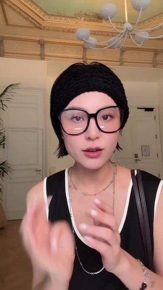 谁能拒绝这样简约百搭的发带! 羊毛混纺花式纱线,颅顶秒变蓬松超好看~#羊毛混纺 #发带 #女装配饰 #简约百搭 #HUAJIYAN